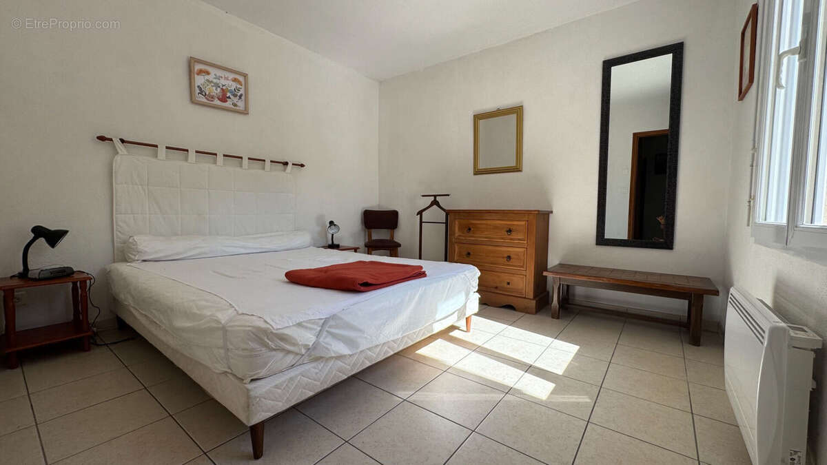 Maison à SAINT-NAZAIRE-SUR-CHARENTE