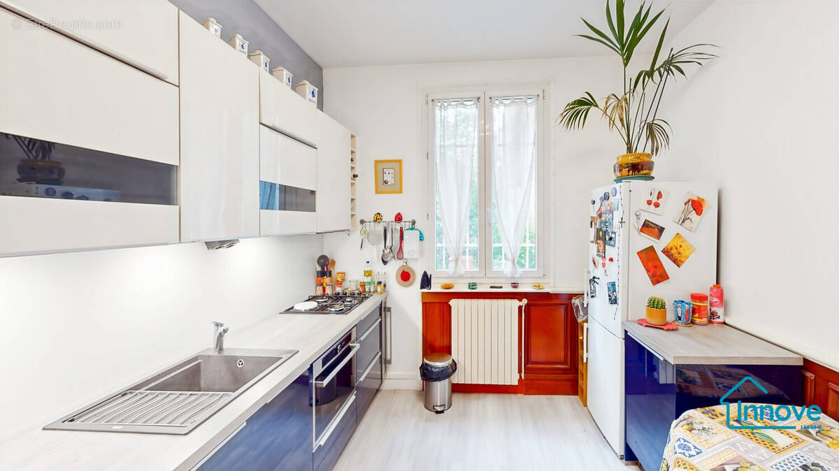 Appartement à ASNIERES-SUR-SEINE
