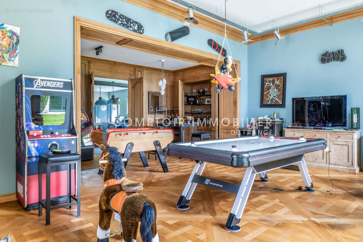 A vendre Dpt Eure (27) proche Pacy sur Eure magnifique Propriété de 1032 m2 habitables sur un parc de 13 ha - photo 11