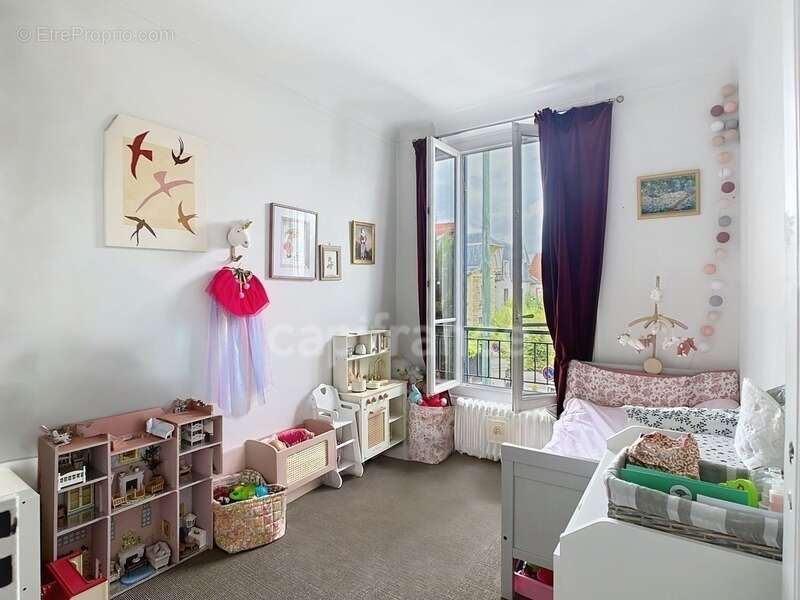 Maison à ASNIERES-SUR-SEINE