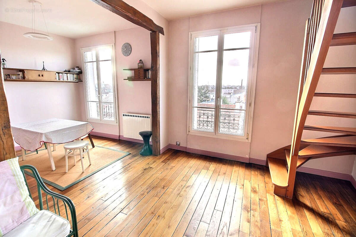 Appartement à GENNEVILLIERS