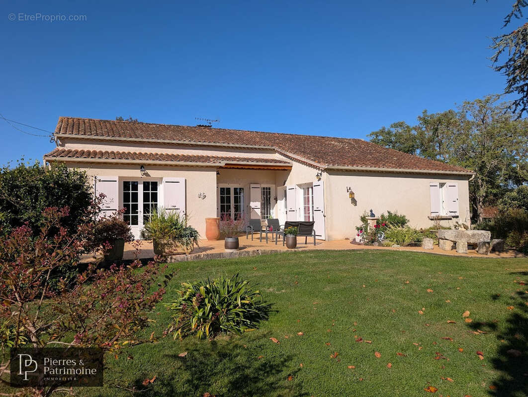 Maison à MONCRABEAU