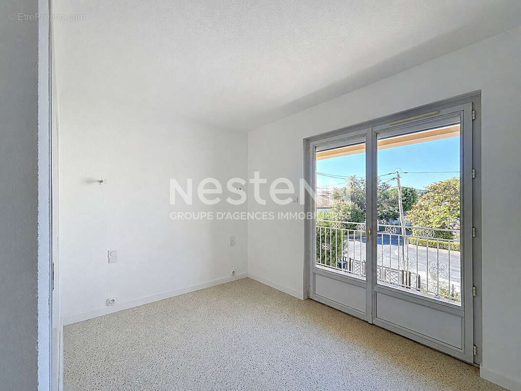 Maison 5 pièces de 107 m² avec garage et terrasses à Sigean - photo 7