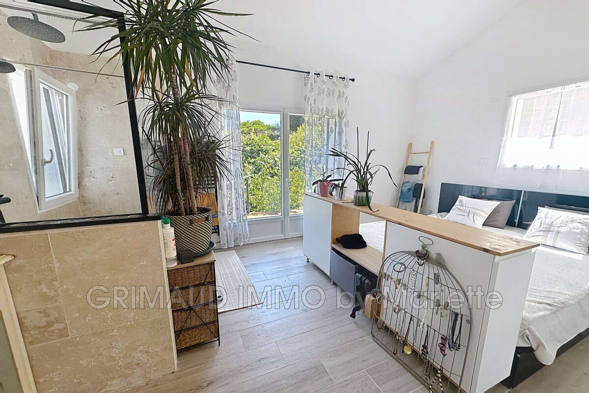 Maison 160 m² à Les Issambres  - photo 8