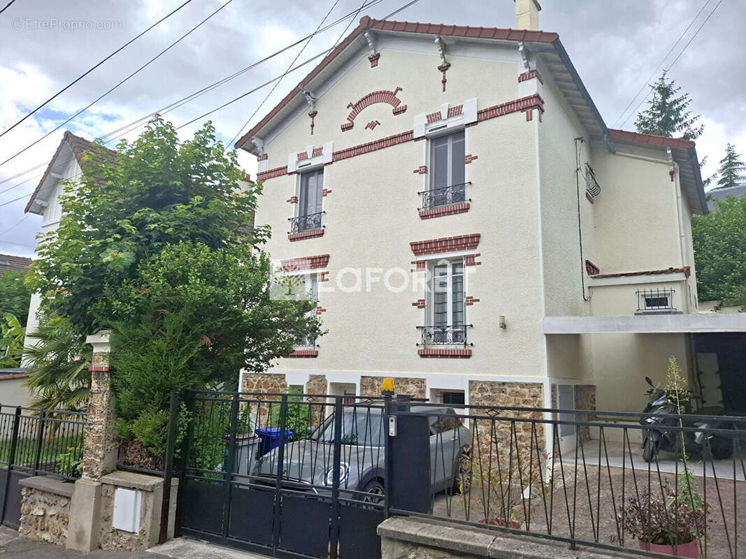Maison à LE RAINCY