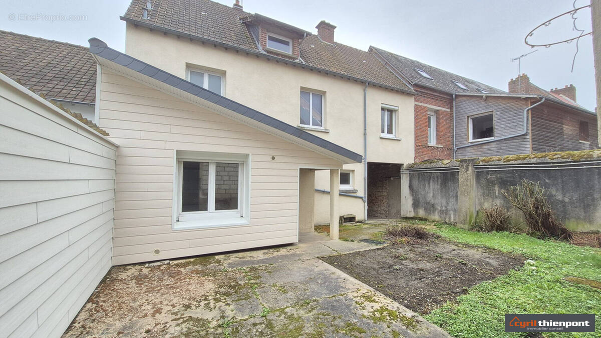 Maison à LONGPRE-LES-CORPS-SAINTS