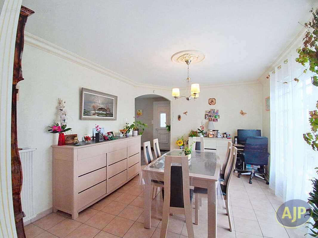 Maison sur sous-sol à vendre - MOUILLERON LE CAPTIF - photo 8