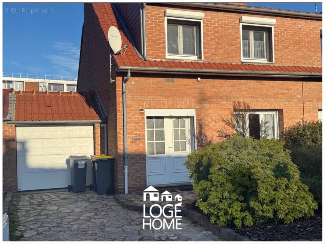 Maison à WAMBRECHIES