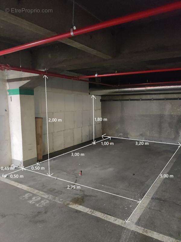 Parking à COURBEVOIE