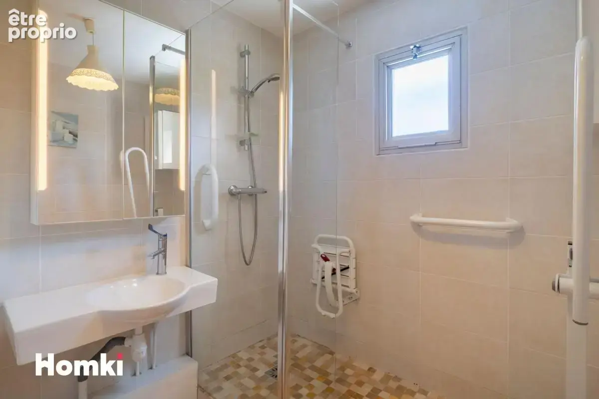 Appartement T4 de 81 m² à Marseille 13013, Boulevard Barry - photo 9