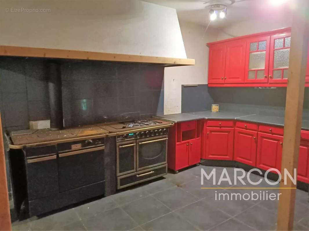 Maison à LA VILLENEUVE