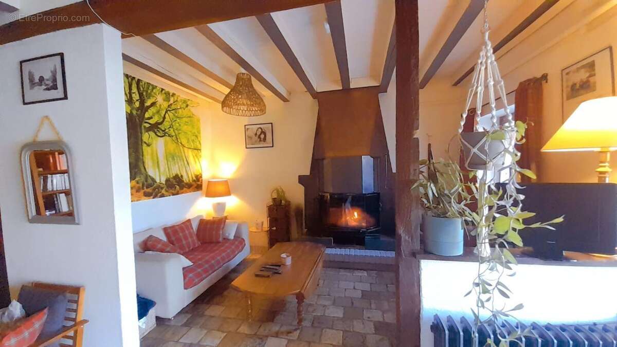 Maison à CHAUMUSSAY