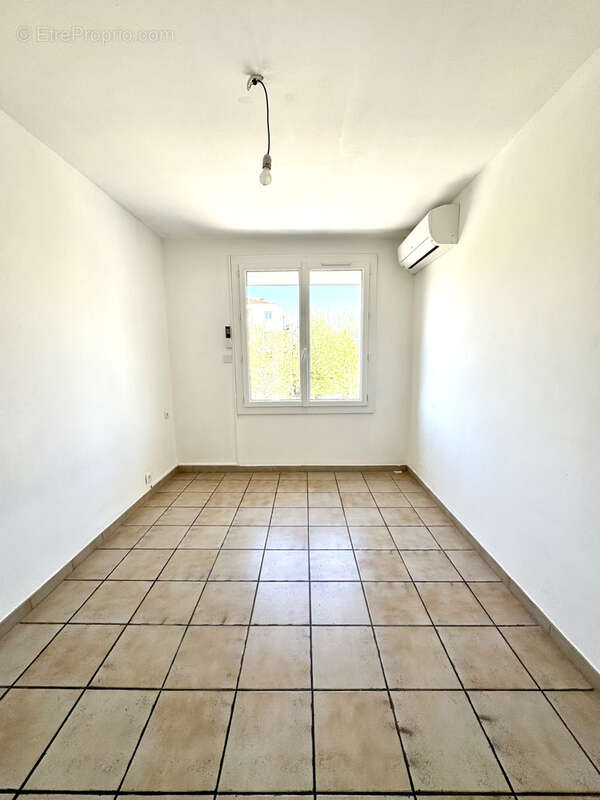 Appartement à SIX-FOURS-LES-PLAGES