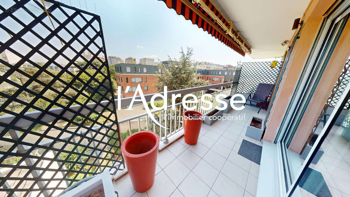 Appartement à PARIS-12E