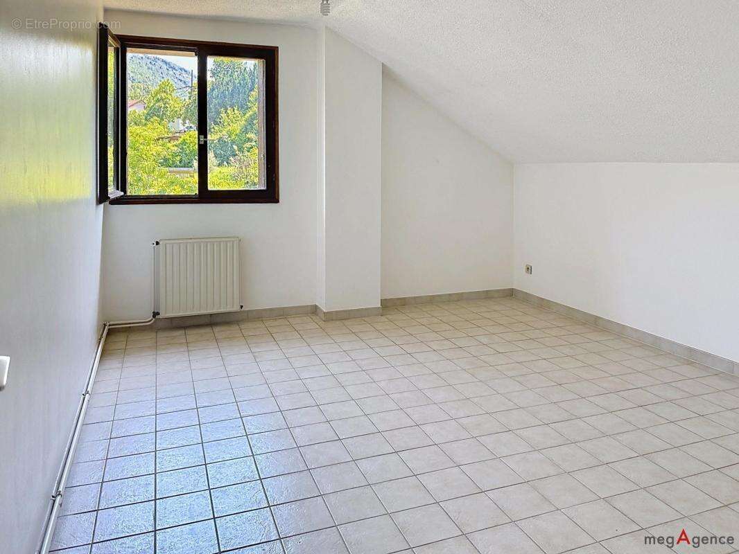 Maison à VIF