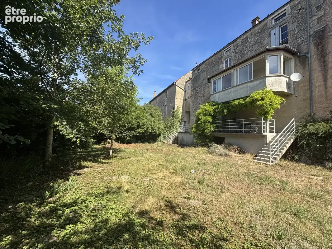 Centre-ville de Châtillon-sur-Seine (Côte-d’Or),maison de 130m2 avec terrain de 532 m2  :garage - photo 26