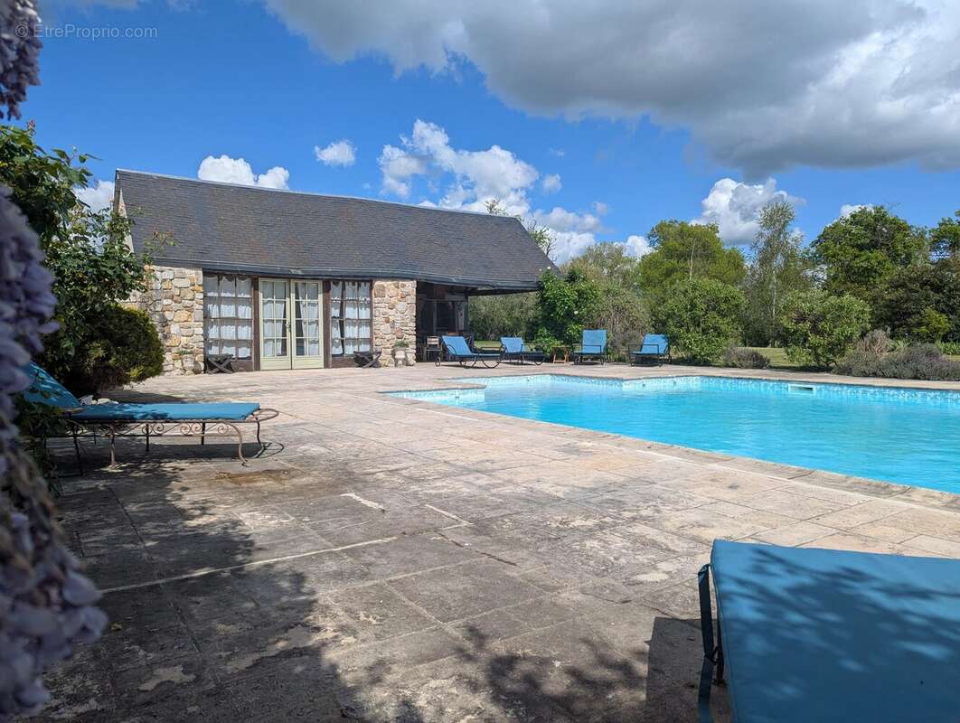 Maison à BRIGUEIL-LE-CHANTRE