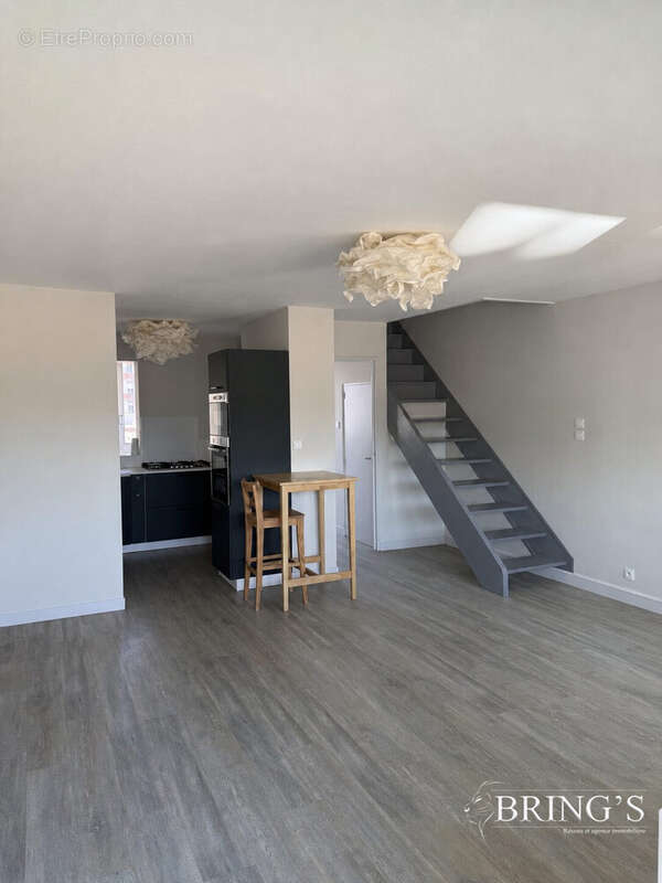Appartement à SAINT-ETIENNE