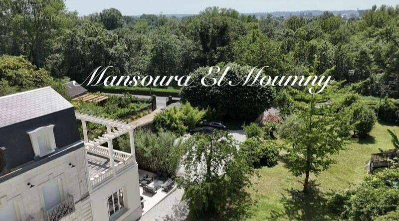 Maison à ROCHECORBON