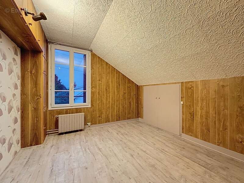 Maison à BEAUMONT-SUR-OISE