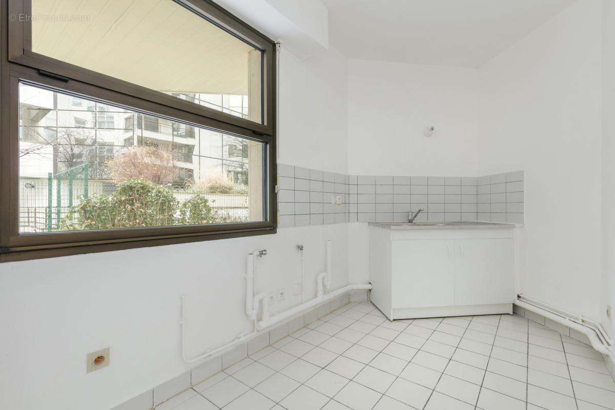 Appartement à LEVALLOIS-PERRET