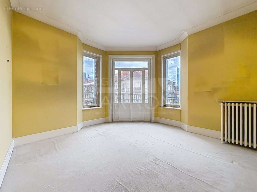 Appartement à LYON-6E