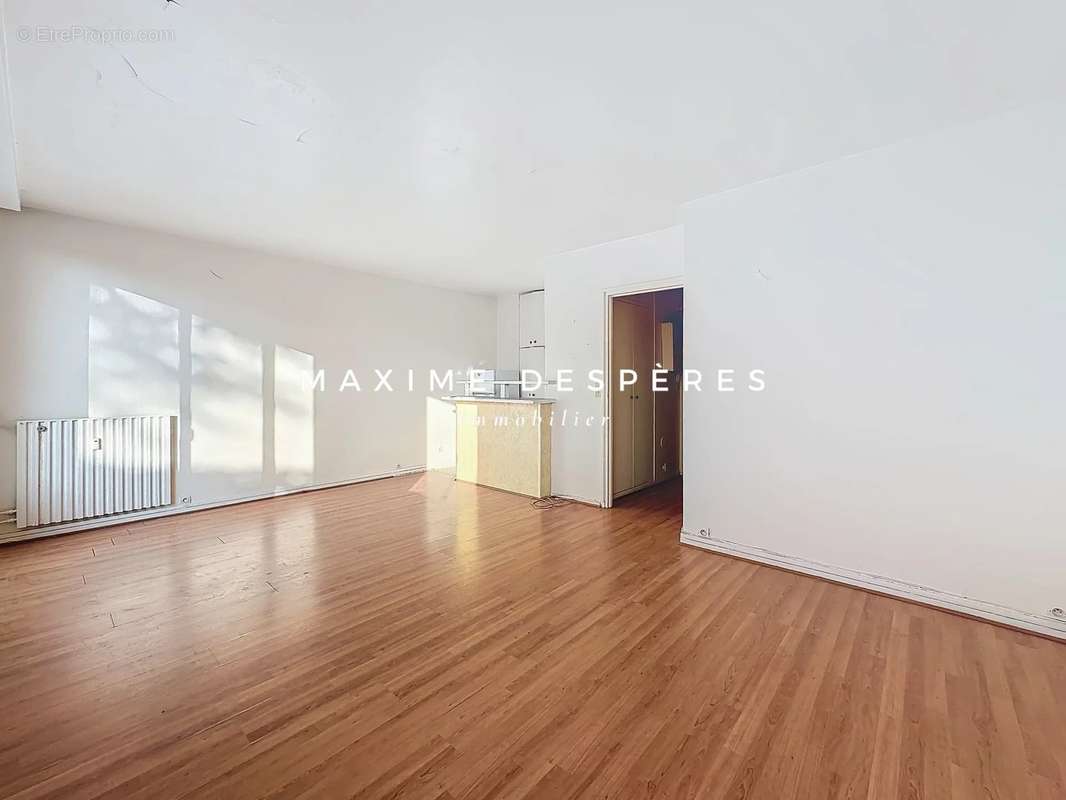 Appartement à NEUILLY-SUR-SEINE