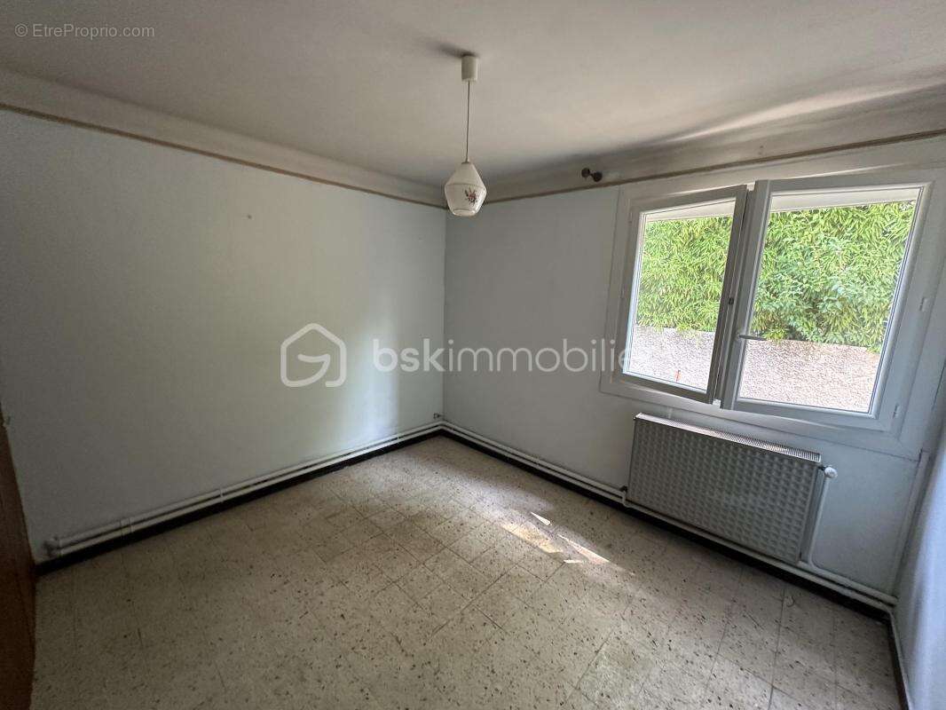Maison plain pied avec garage - photo 11