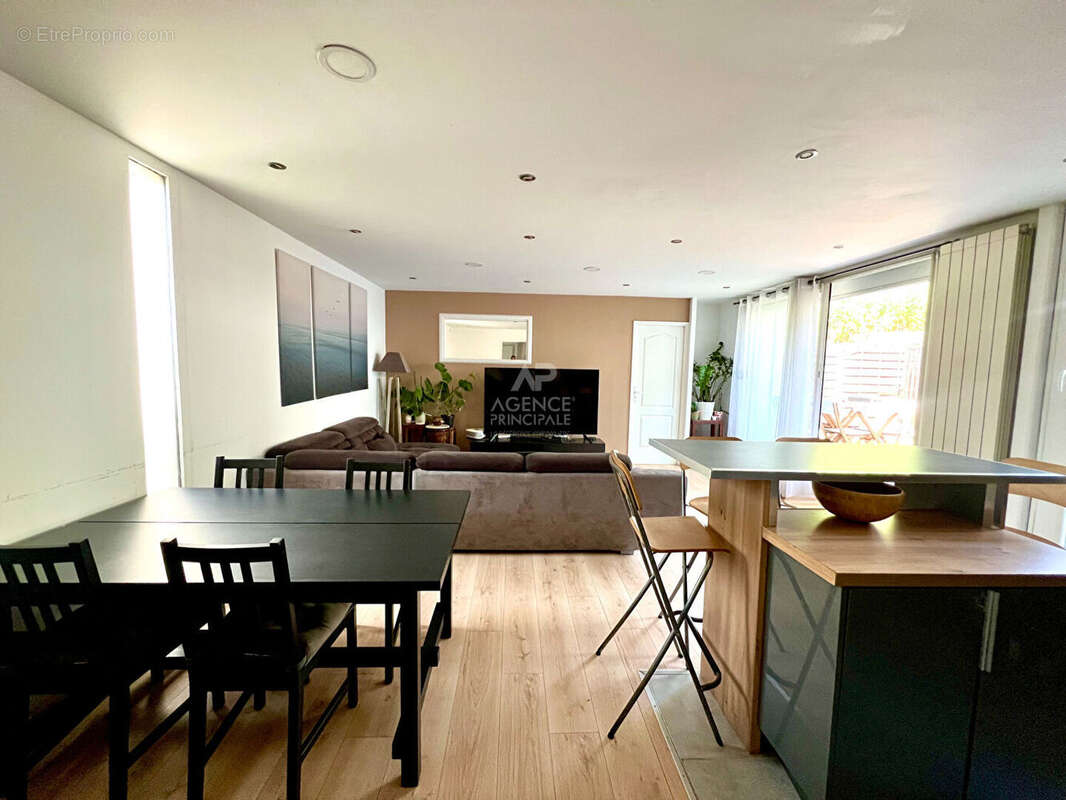 Appartement Cergy 4 pièce(s) 89.23 m2 - photo 4