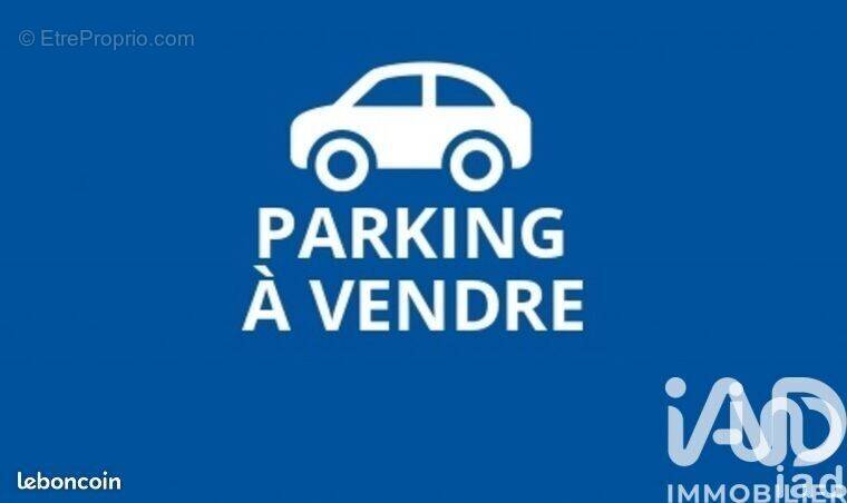 Photo 1 - Parking à NANTES