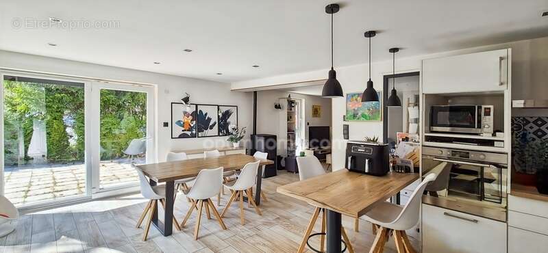 Maison à PLANCHER-BAS