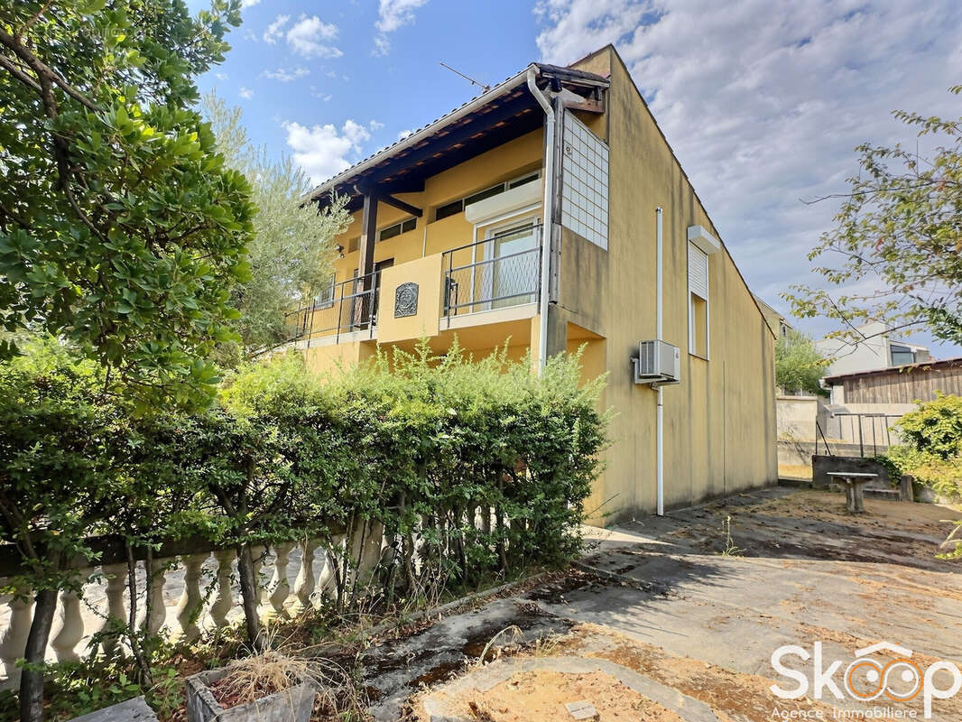 Vente maison 4 pièces avec jardin cave et garage  - clavières - alès (30100) - photo 10