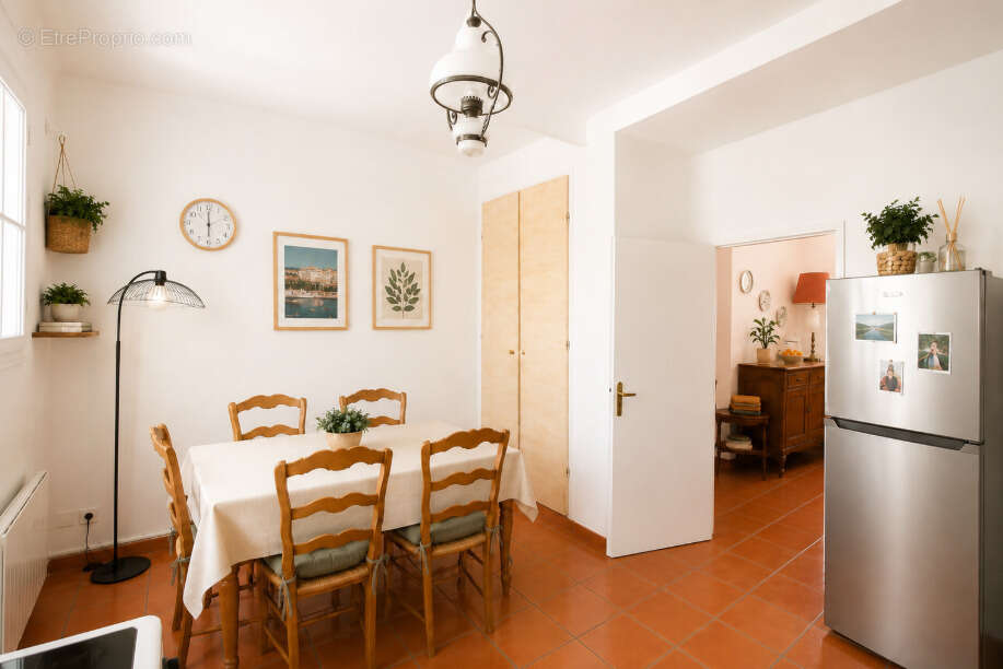 Appartement à MARSEILLE-2E