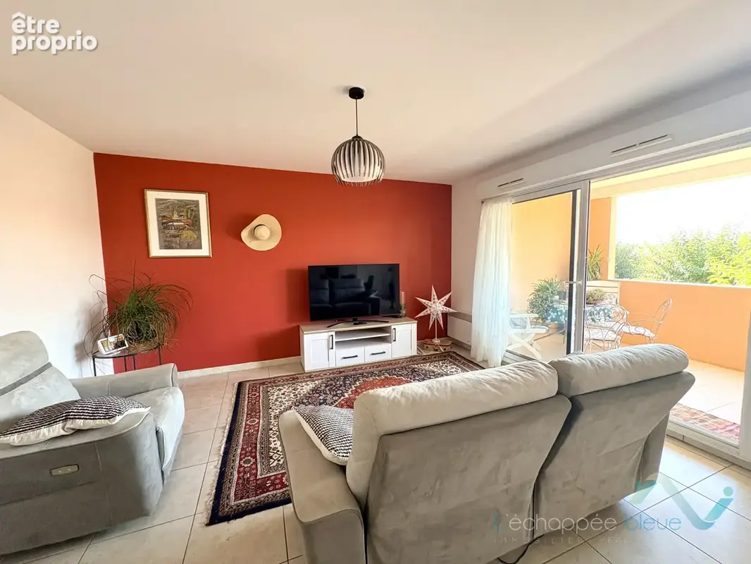 Photo Appartement à Hyeres au prix de 339 000€