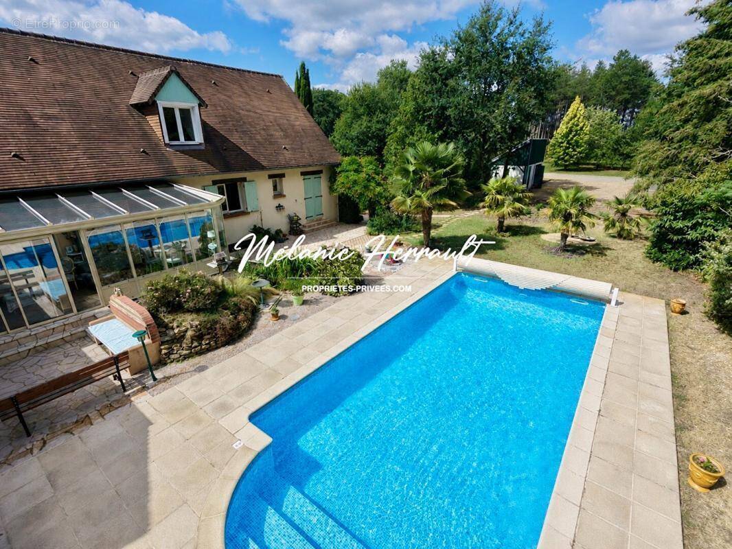 Maison à CHALLES