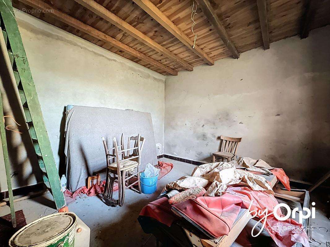 Maison à LOUROUX-DE-BOUBLE