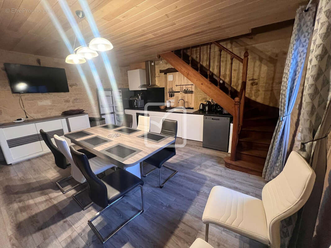 Maison à SARLAT-LA-CANEDA