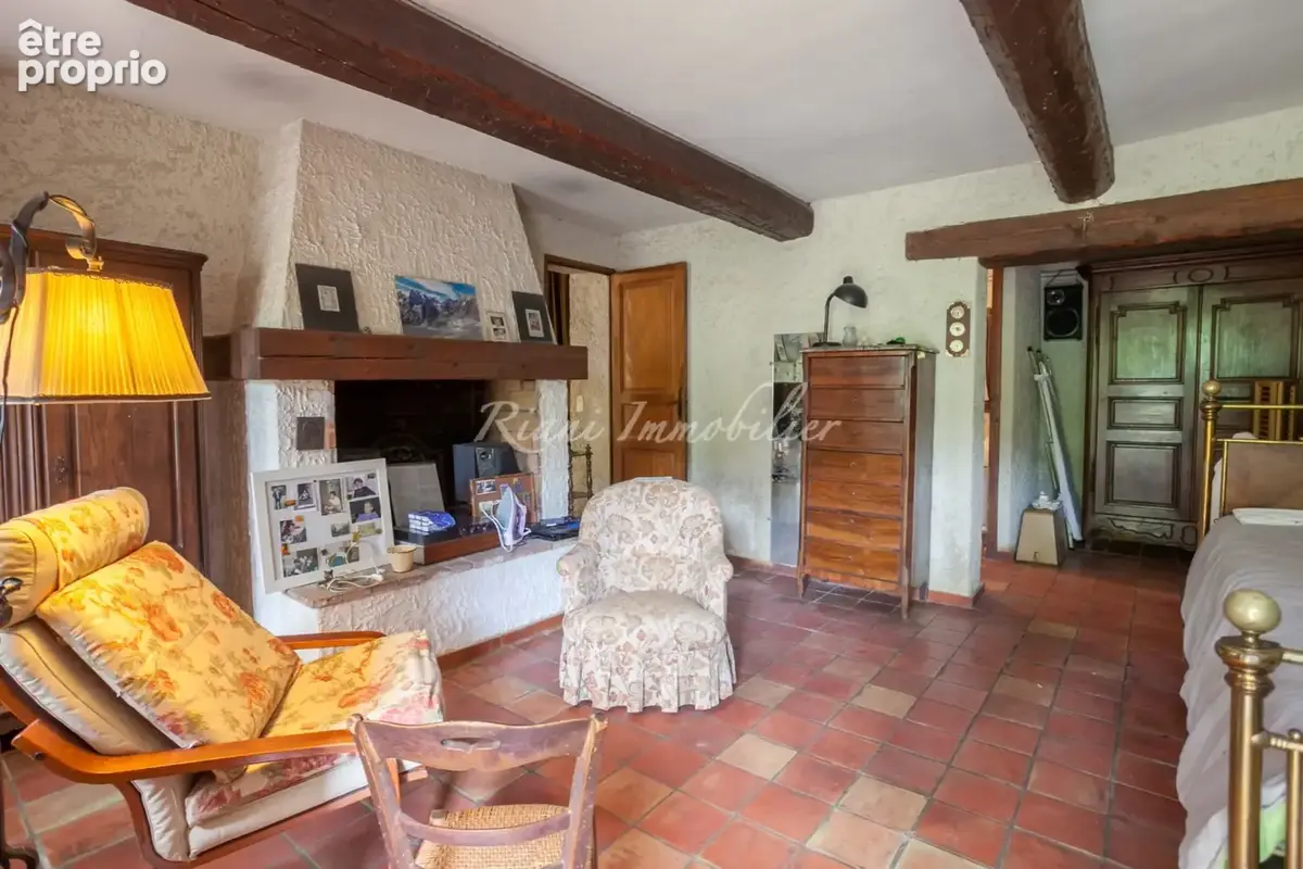 Maison 9 pièces 192 m² à vendre à L'isle-Sur-La-Sorgue (84800) - photo 7