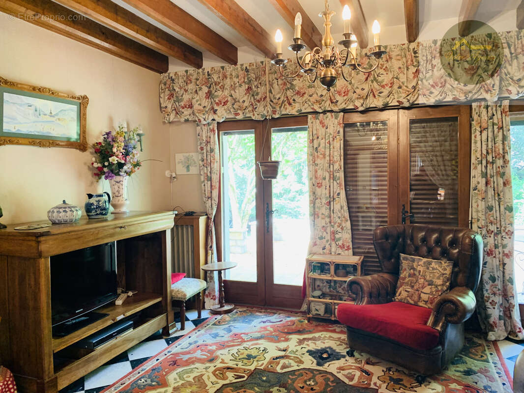 Maison à CHEROY