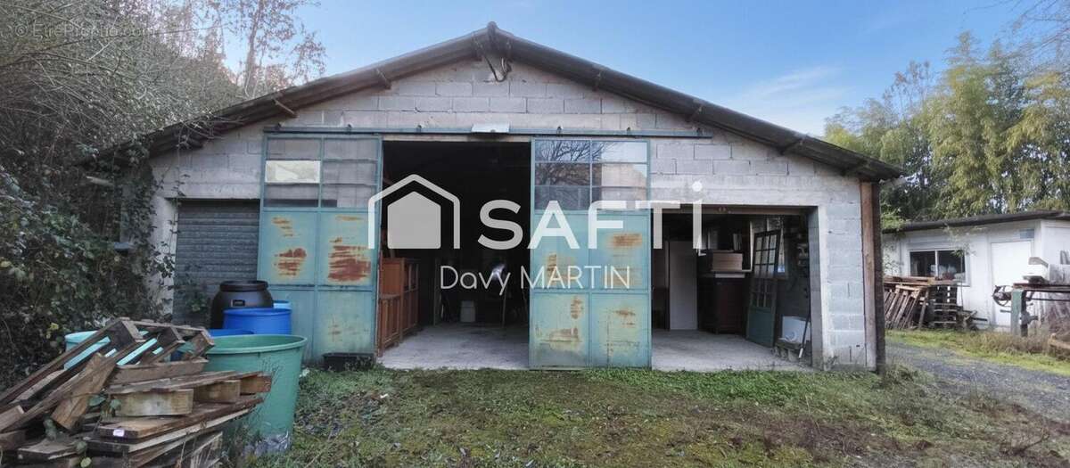 Photo 3 - Commerce à COUPIAC