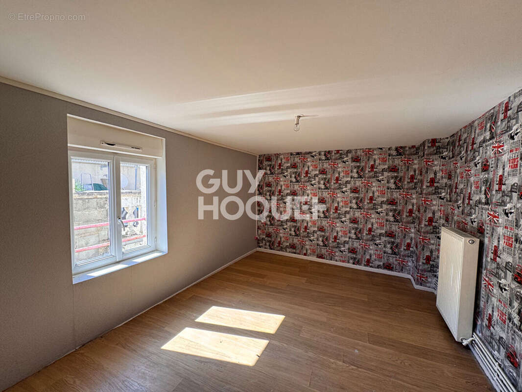 Maison à LE CREUSOT