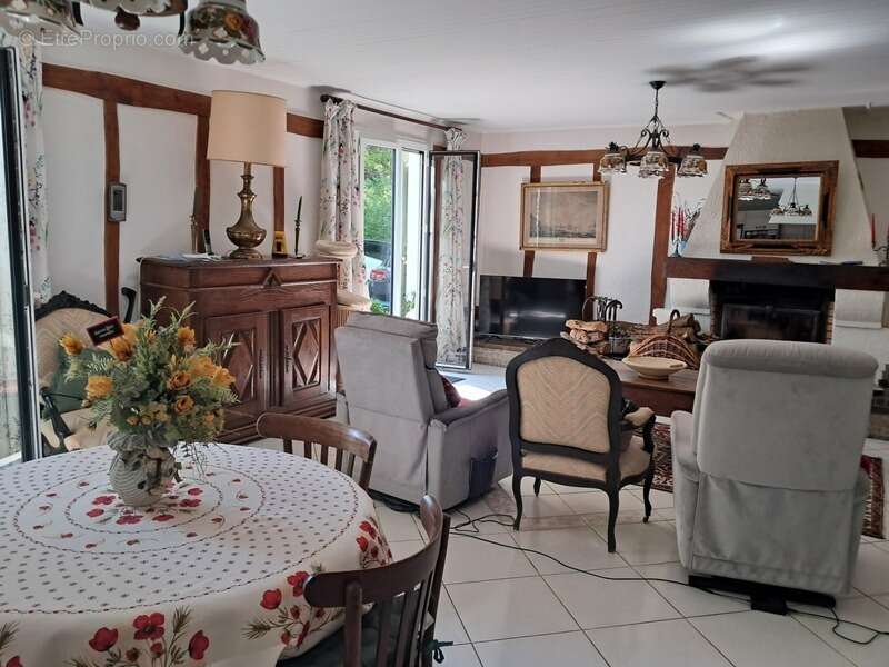 Maison à SAINT-GEIN