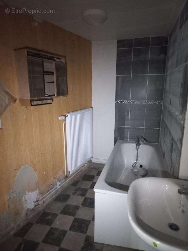 LOURCHES 331 rue Carnot - photo 4