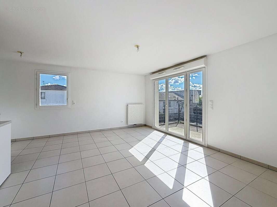 Photo 2 - Appartement à AUCAMVILLE