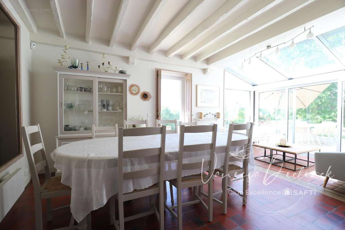 Photo 9 - Maison à LE VAL-SAINT-GERMAIN