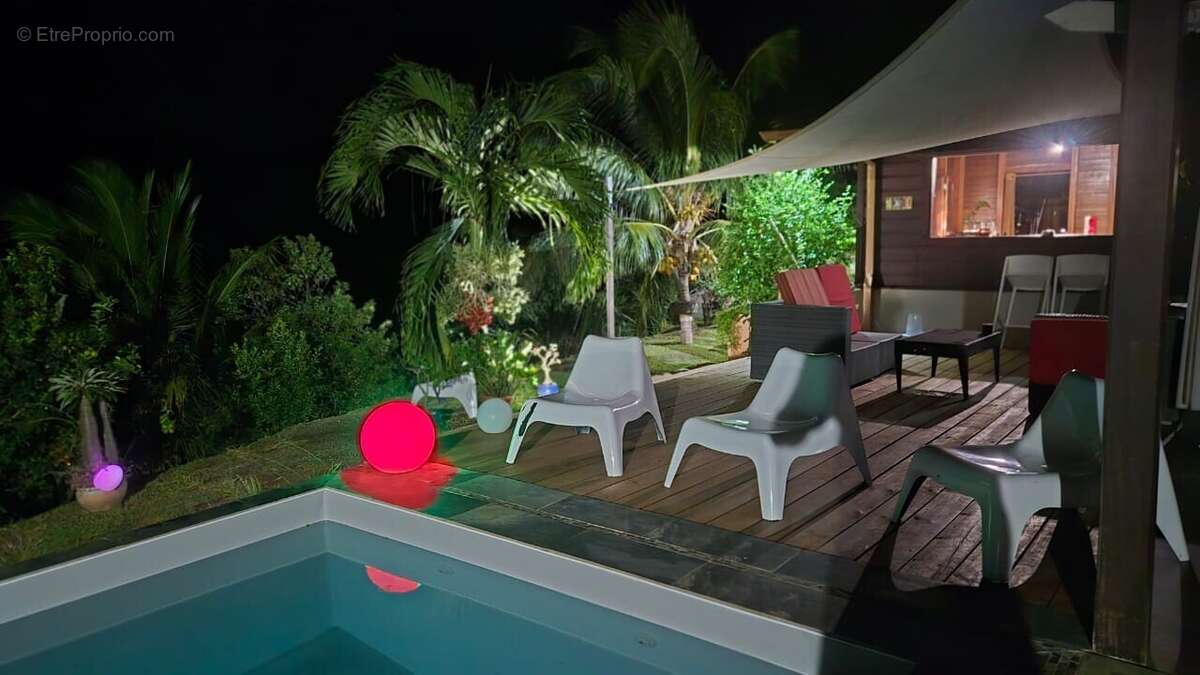 Maison à CASE-PILOTE