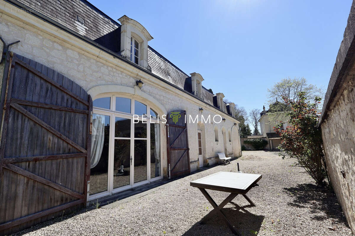 Maison à RIVIERE