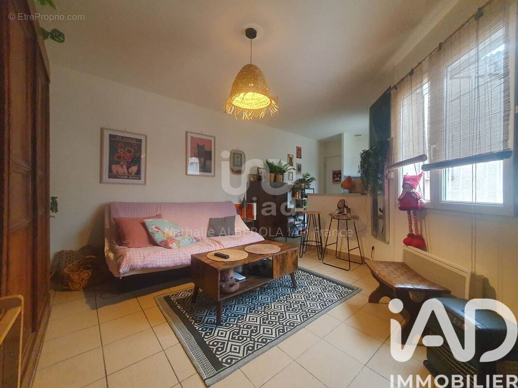 Photo 1 - Appartement à LEZIGNAN-CORBIERES