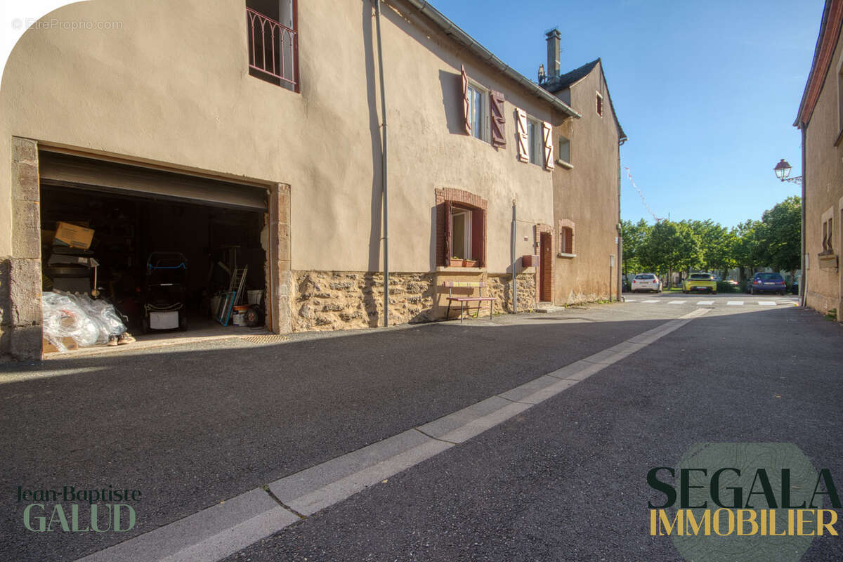 Maison à PAMPELONNE