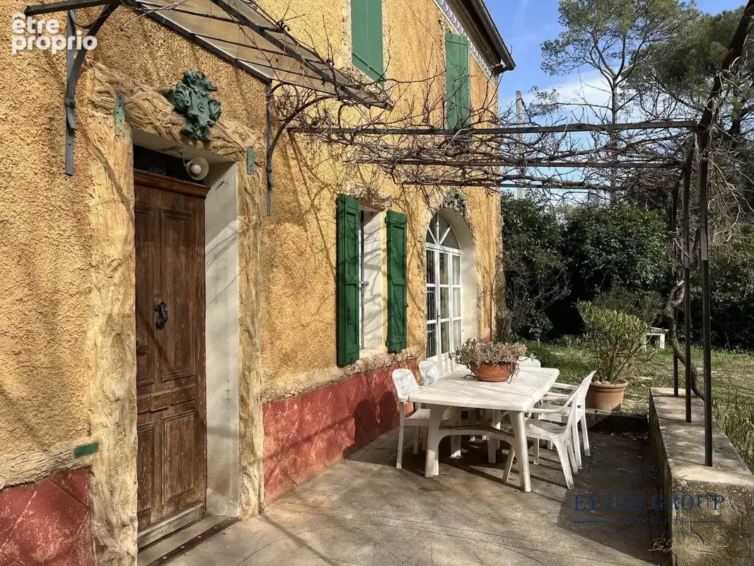 Maison à NANS-LES-PINS